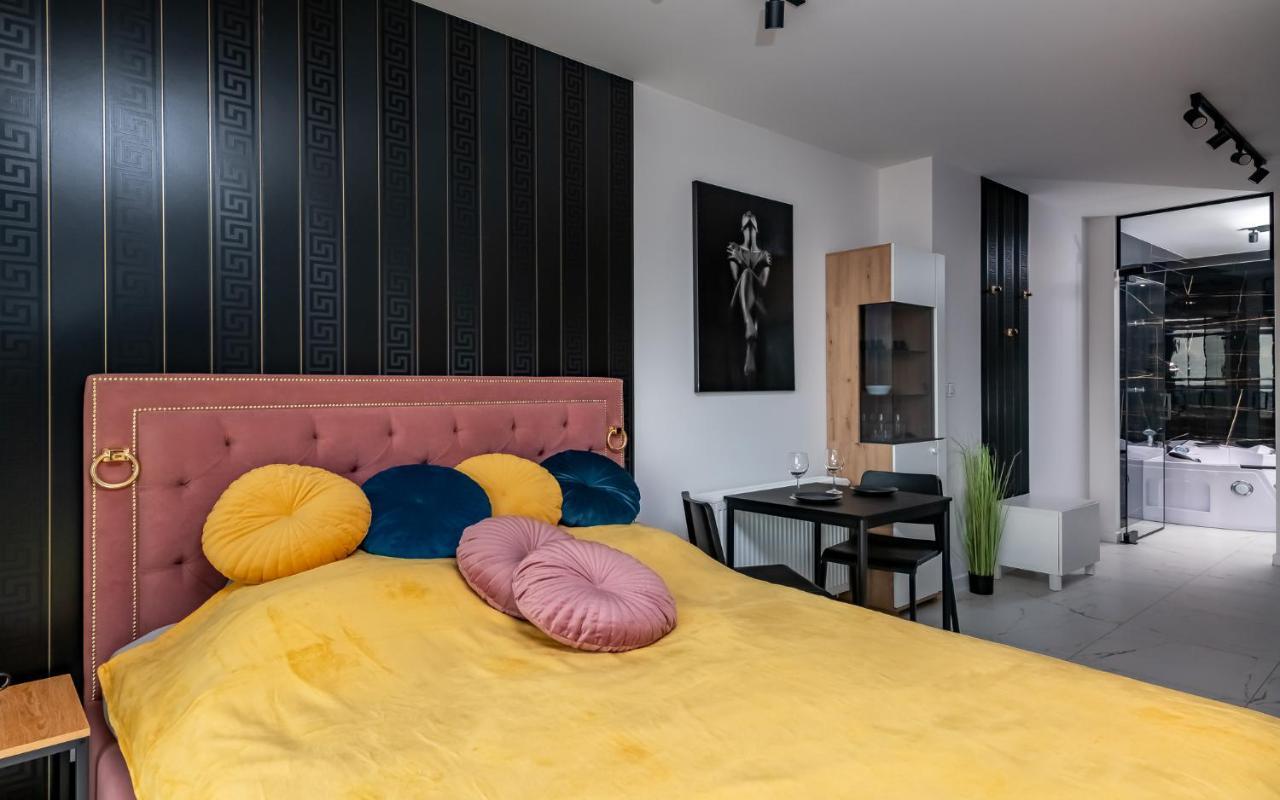 Loveroom Panorama Park Jacuzzi Білосток Екстер'єр фото